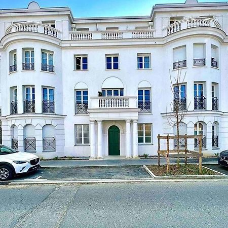 Newwilliam Apartment Serris Exterior photo